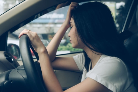 girl driving frustrated